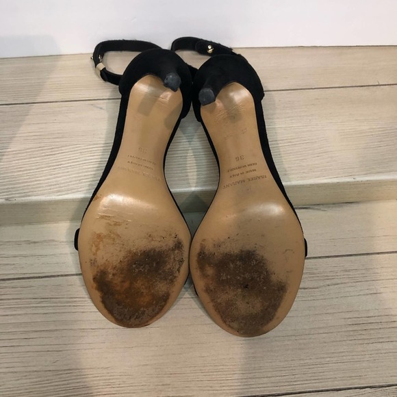 Isabel Marant Womens
Black - Gold Buckle embellished Suede Sandals Pumps size 6 - Picture 13 of 14